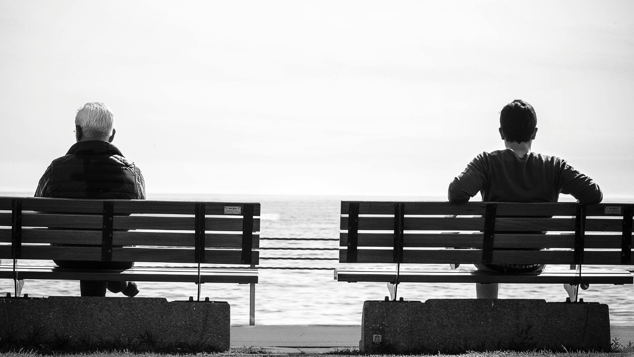Calm person reflecting with closed eyes, showing emotional balance and awareness — symbolizing the connection between mindfulness and emotional intelligence