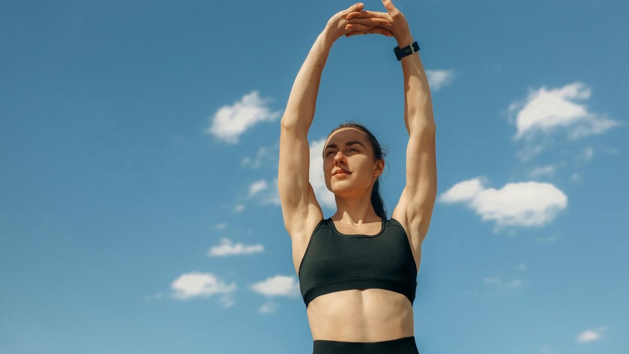 Women is doing kundalini yoga